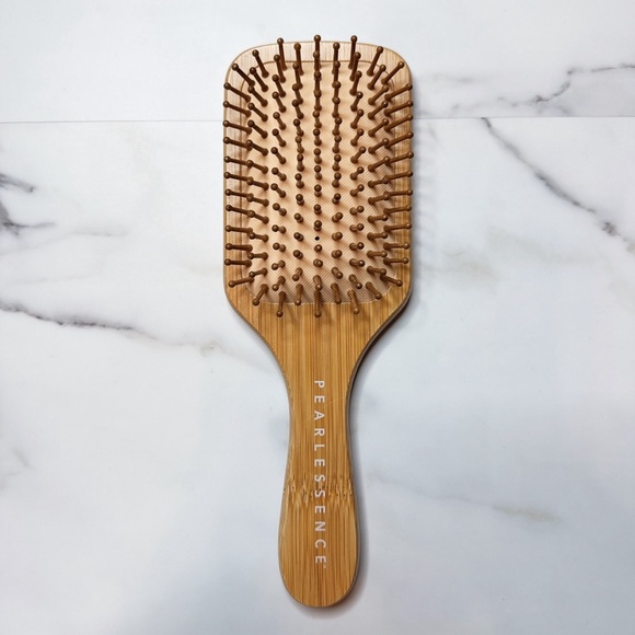 Pearlessence Bamboo Mother Of Pearl Paddle Brush